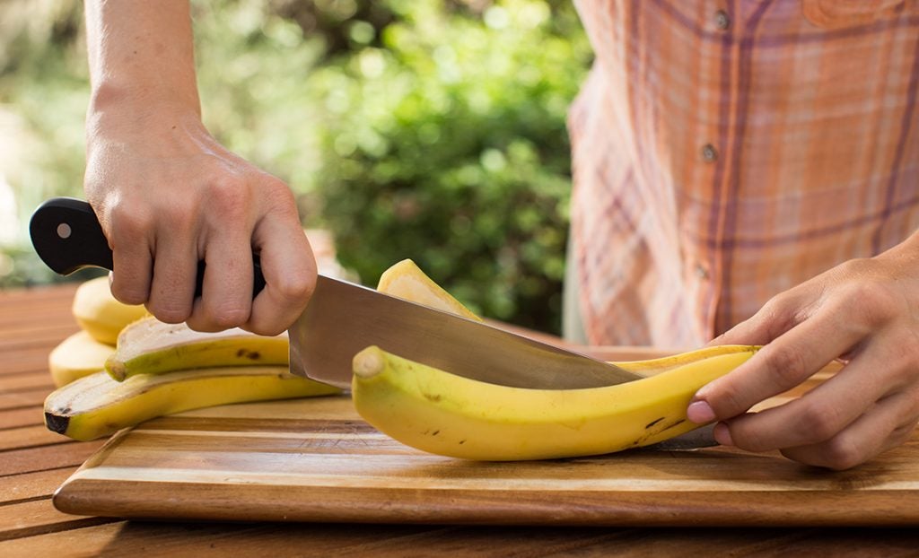 KFD_grilledfruit_pineapple_peach_banana_fig_slicing_0210